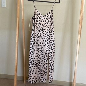Essue Animal Print Maxi Dress